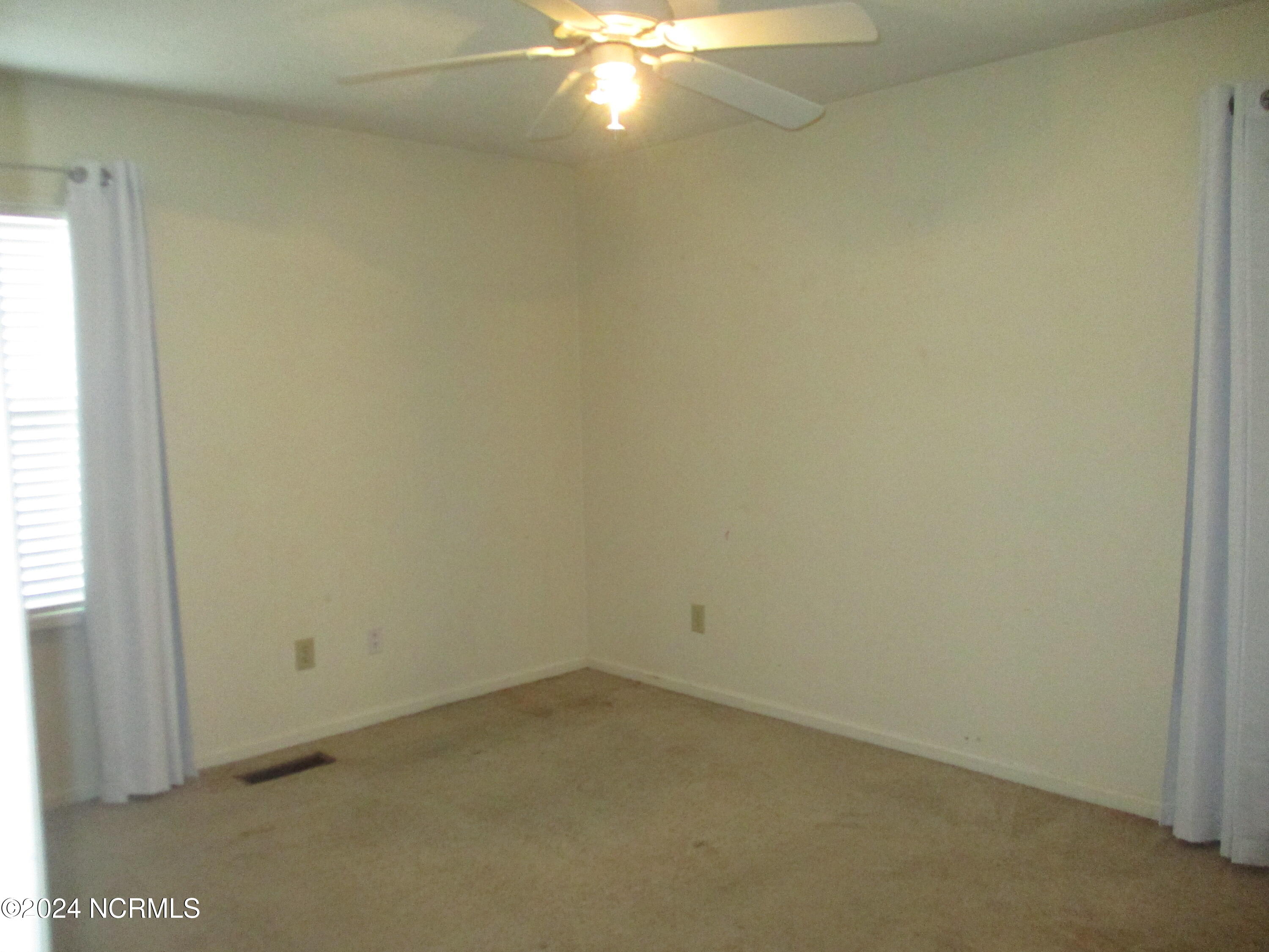 9821 Turnpike Road Laurinburg, NC 28352 - Photo 9 of 19 Master Bedroom