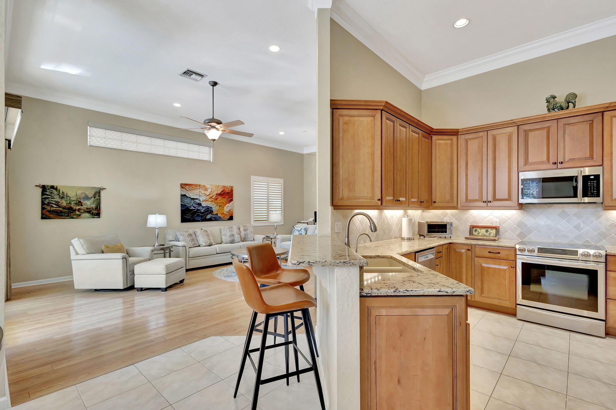 106 Via Castilla Jupiter, FL 33458 - Photo 20 of 66 21-web-or-mls-5D1A7563
