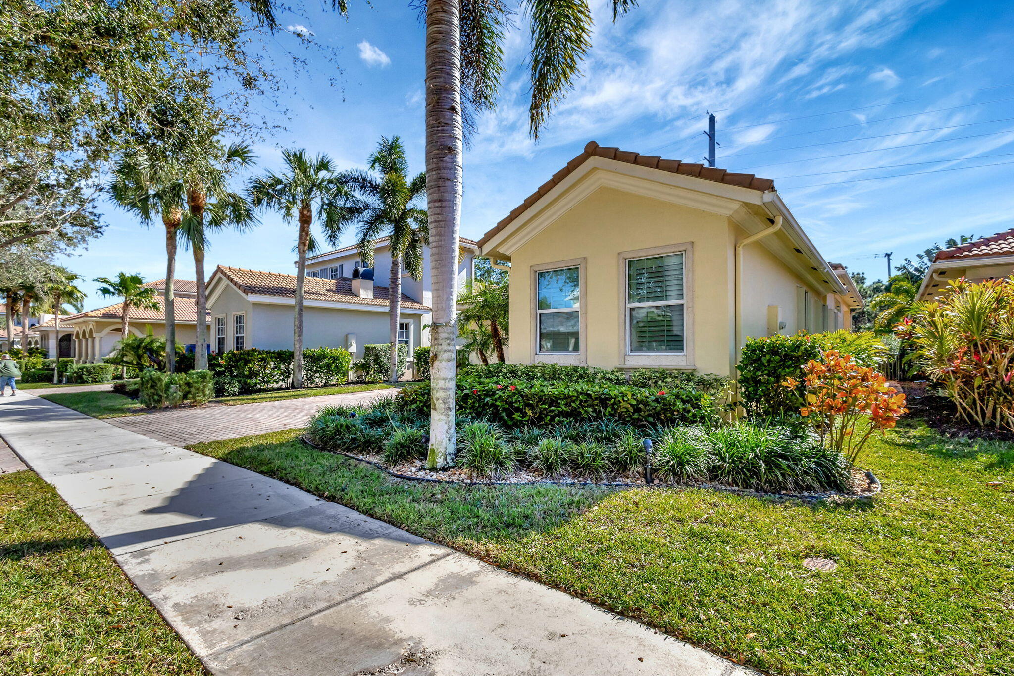 106 Via Castilla Jupiter, FL 33458 - Photo 2 of 66 3-web-or-mls-5D1A7368