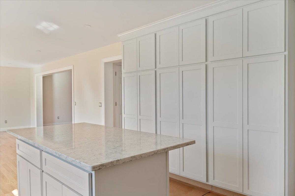 72 South Road North Hampton, NH 03862 - Photo 14 of 40