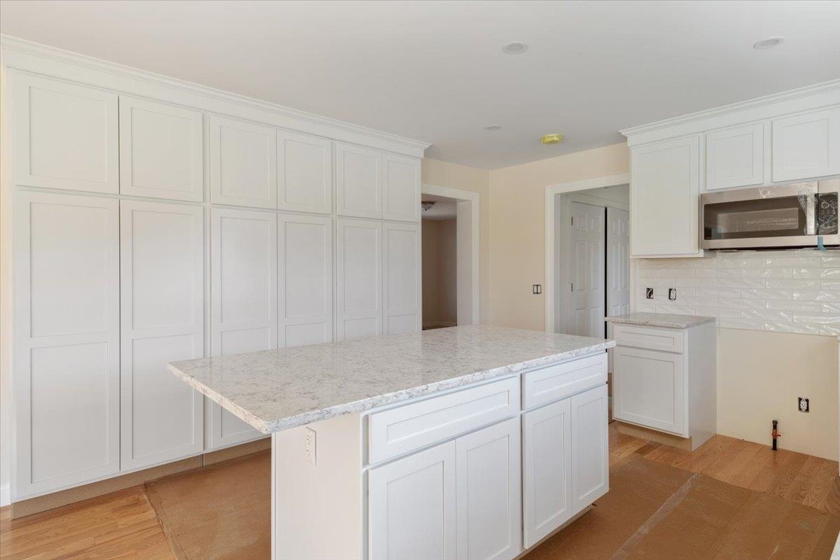 72 South Road North Hampton, NH 03862 - Photo 15 of 40