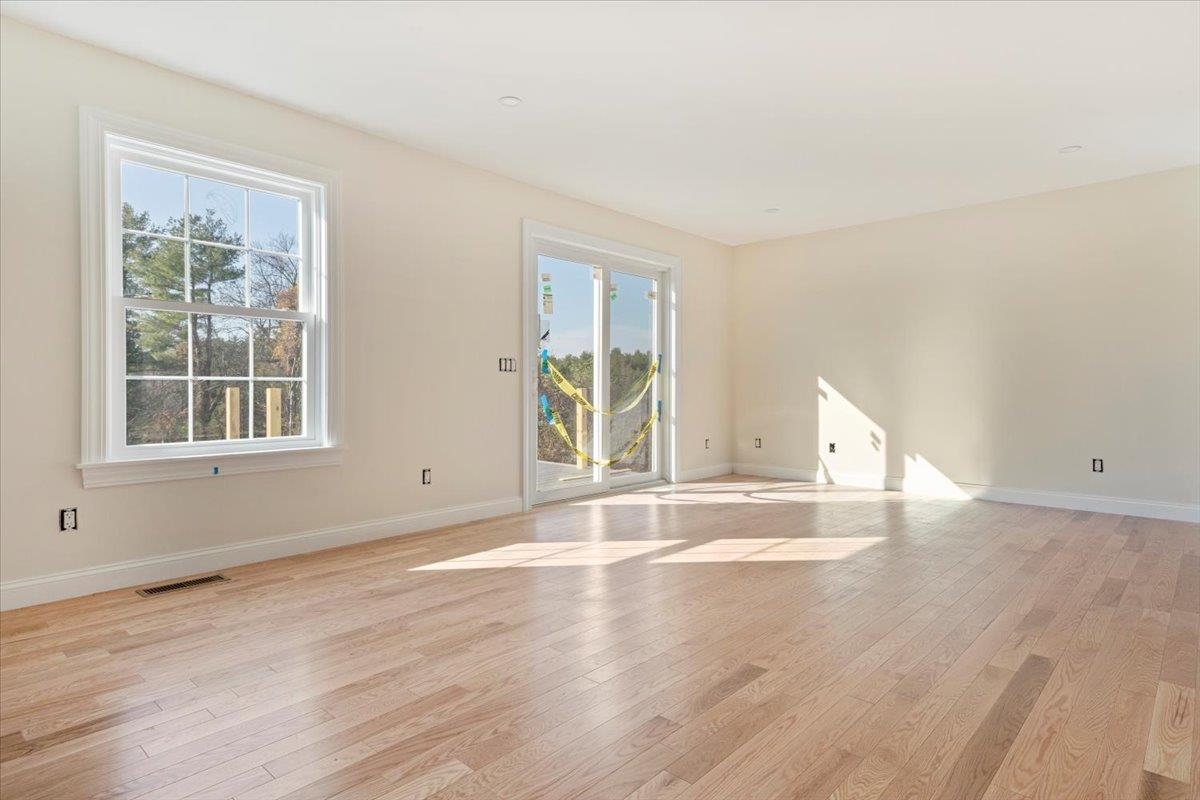 72 South Road North Hampton, NH 03862 - Photo 18 of 40