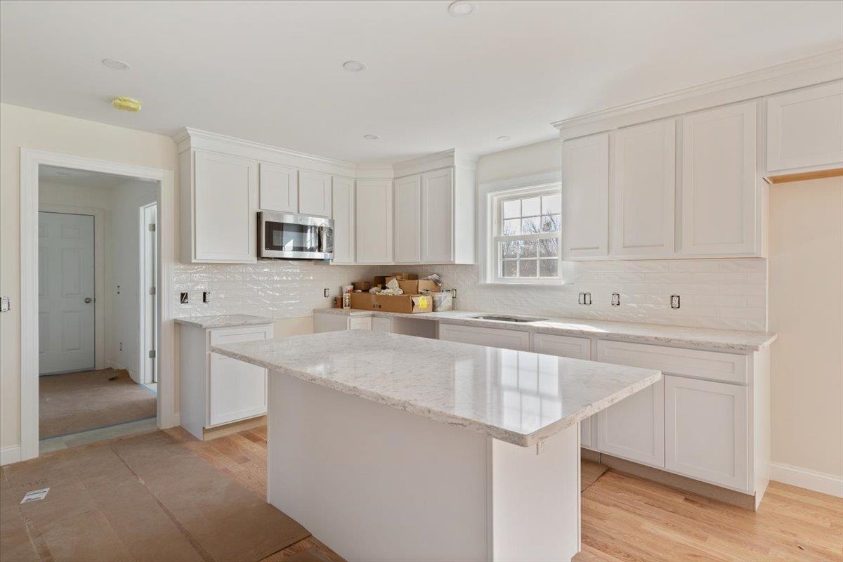 72 South Road North Hampton, NH 03862 - Photo 10 of 40
