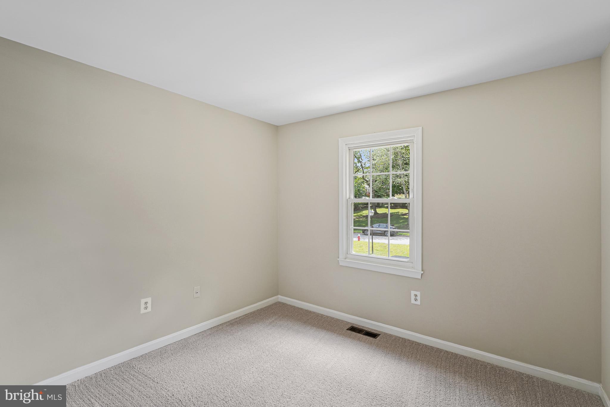 8530 Raglan Road Vienna, VA 22182 - Photo 26 of 59 Bedroom 3