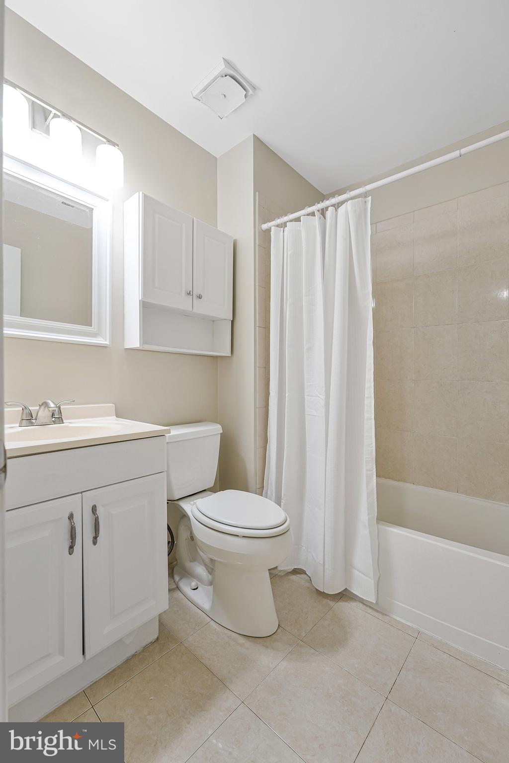 8530 Raglan Road Vienna, VA 22182 - Photo 35 of 59 Gallery Image 35