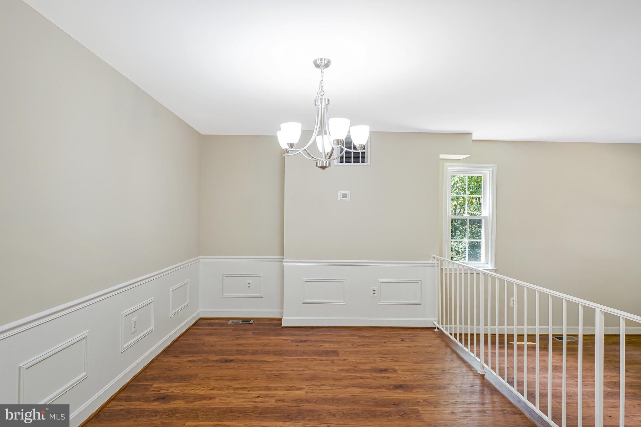 8530 Raglan Road Vienna, VA 22182 - Photo 9 of 59 Dining room