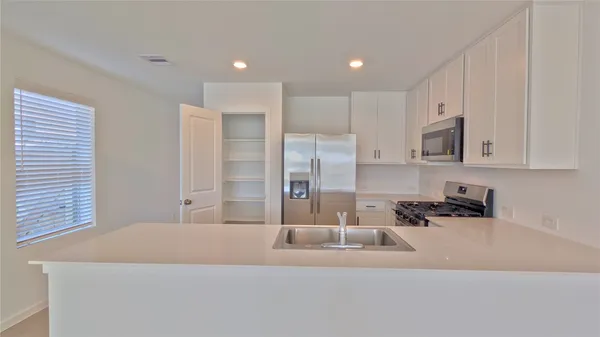 $2,145 | 16843 Old Wagon Way, Hockley, TX 77447