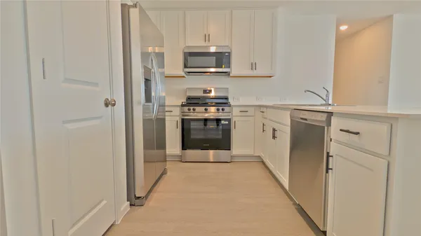 $2,145 | 16843 Old Wagon Way, Hockley, TX 77447