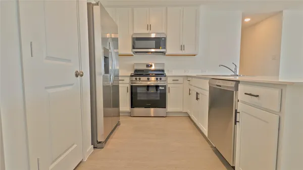 $2,145 | 16843 Old Wagon Way, Hockley, TX 77447