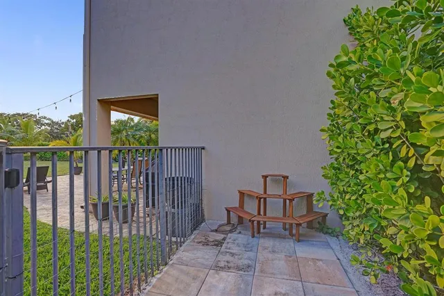 $1,099,999 | 11324 Northwest 72nd Place, Parkland, FL 33076