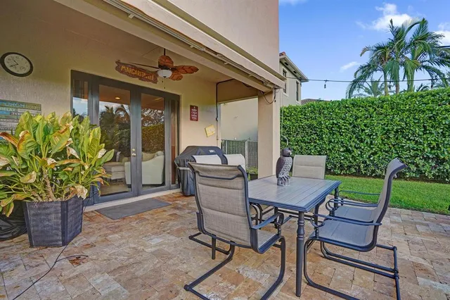 $1,099,999 | 11324 Northwest 72nd Place, Parkland, FL 33076