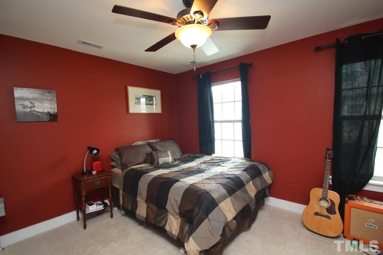 9205 Semana Walk Raleigh, NC 27617 - Photo 13 of 25 Gallery Image 13