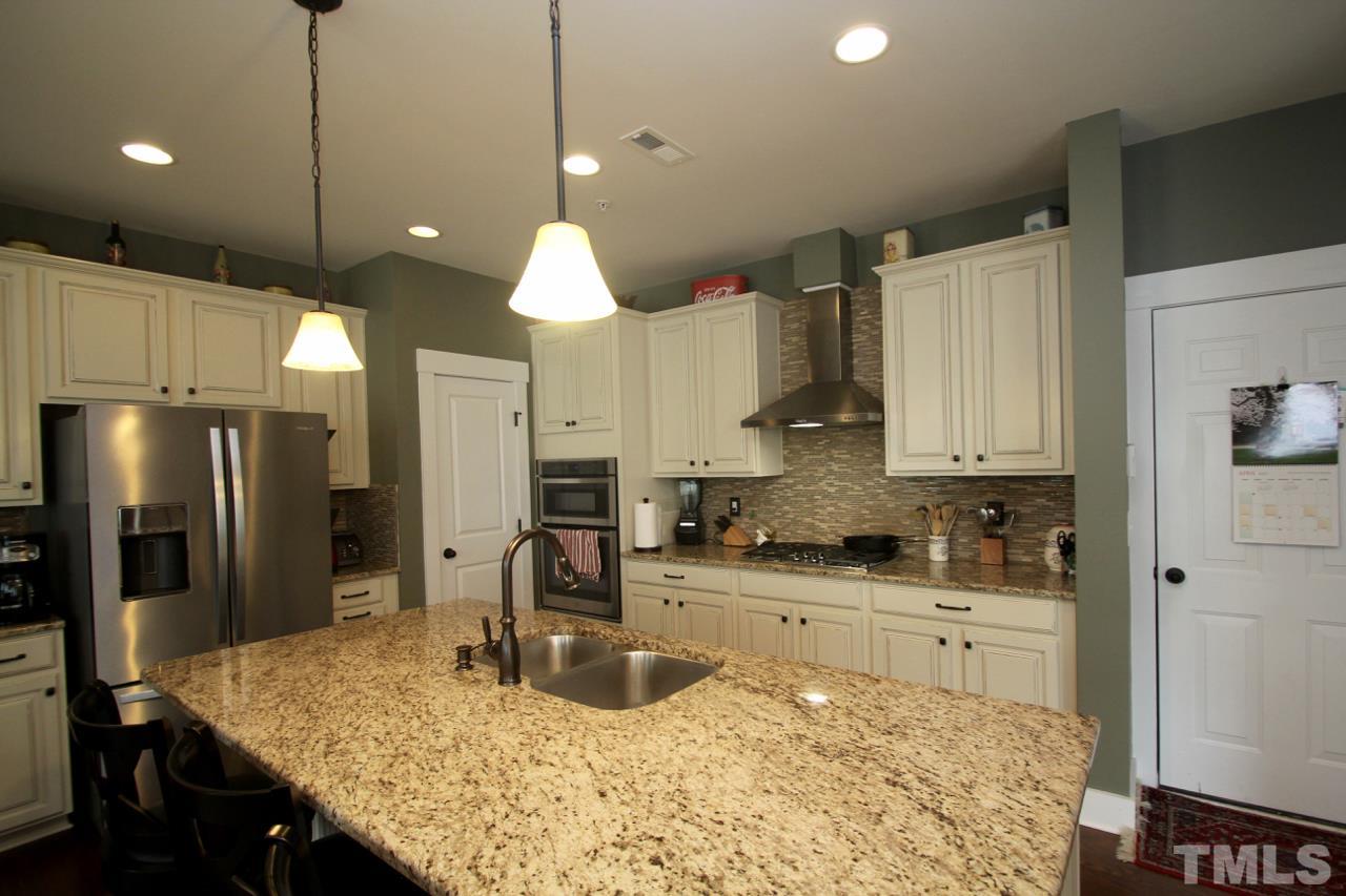 9205 Semana Walk Raleigh, NC 27617 - Photo 6 of 25 Gallery Image 6