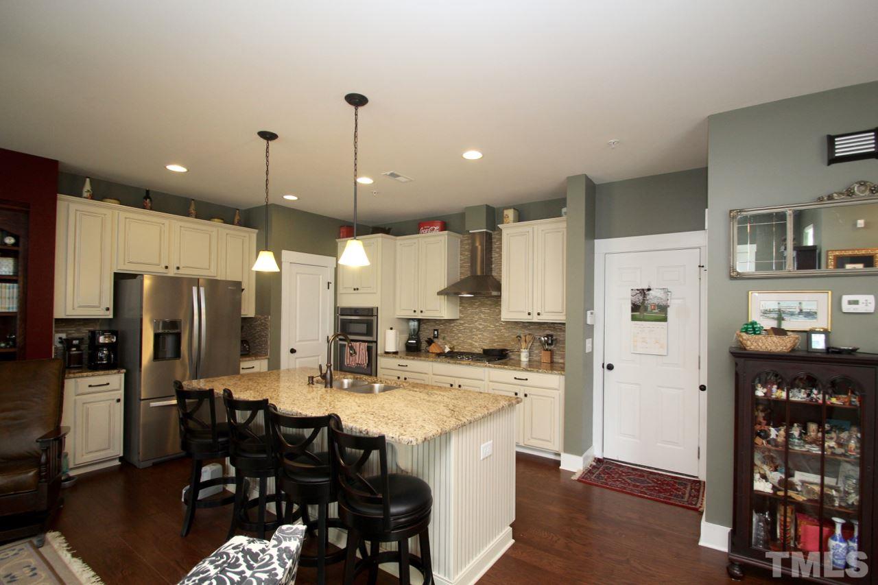 9205 Semana Walk Raleigh, NC 27617 - Photo 8 of 25 Gallery Image 8