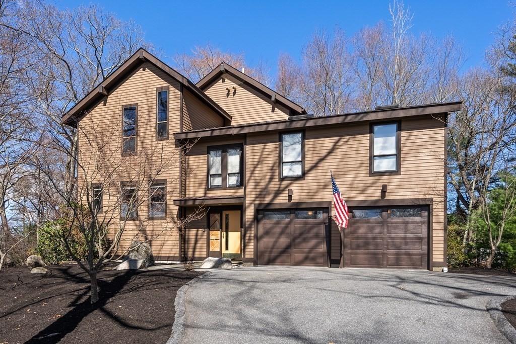 75 Croton Street Wellesley, MA 02481 - Photo 1 of 28 Gallery Image 1