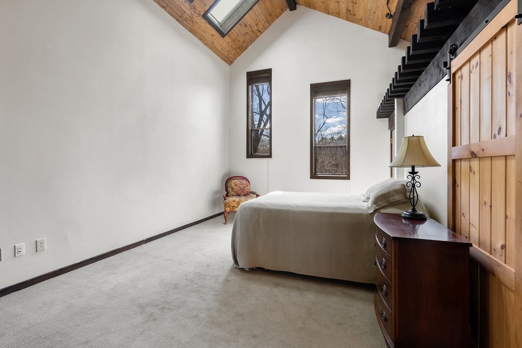 75 Croton Street Wellesley, MA 02481 - Photo 13 of 28 Gallery Image 13