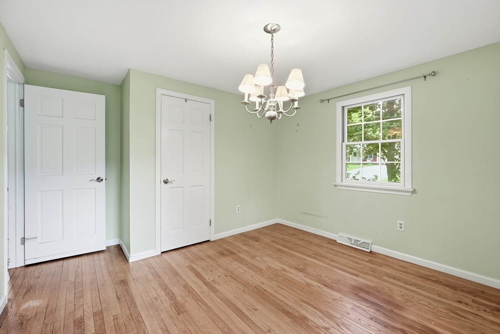 45 Glendale Road Northampton, MA 01062 - Photo 15 of 34