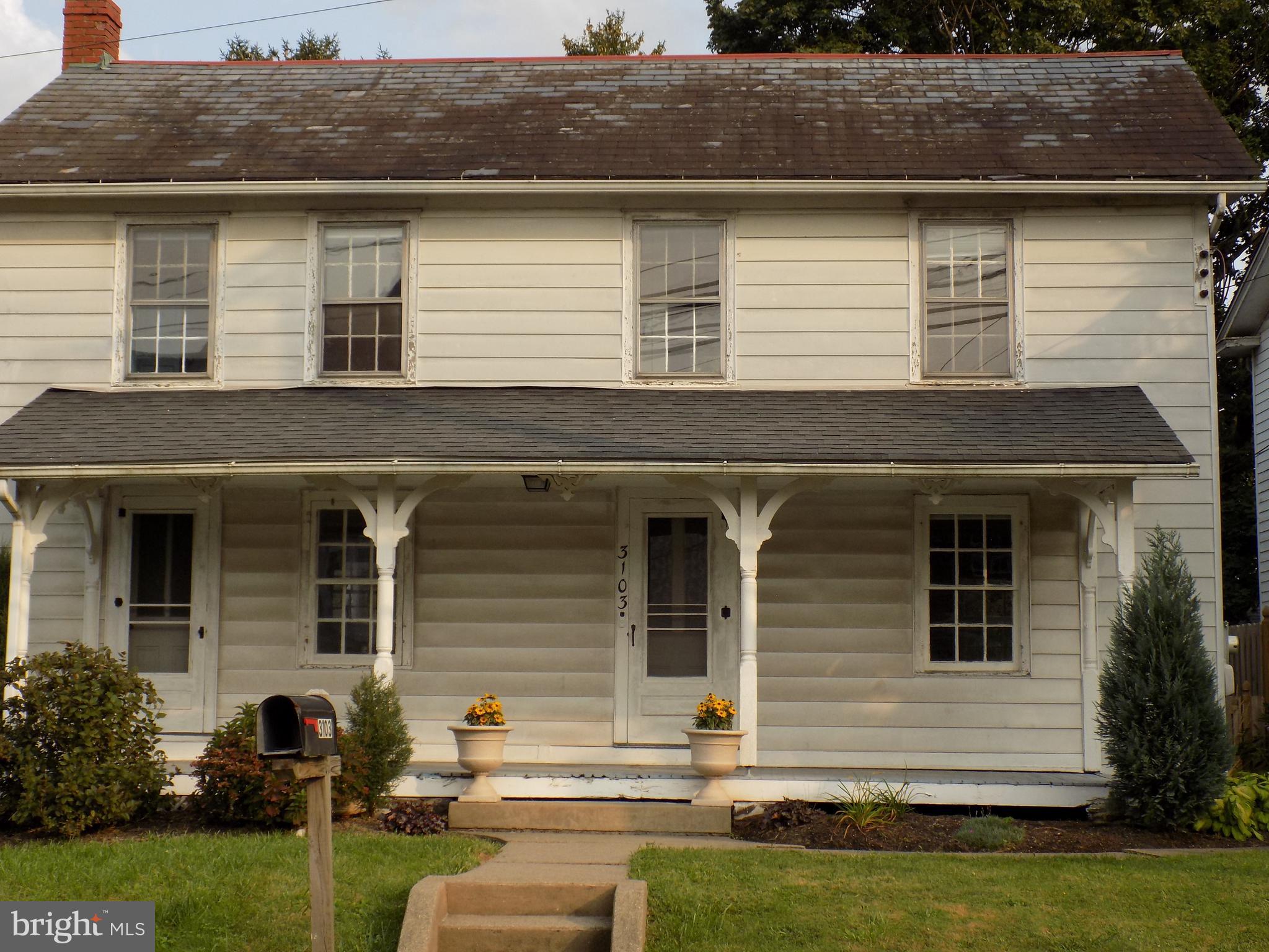 3103 Bedminster Road Ottsville, PA 18942 - Photo 3 of 22 a front view of house with yard