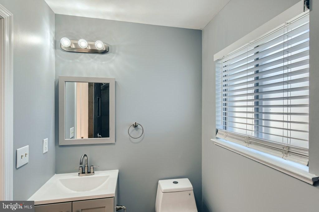 6112 Moorefield Road Catonsville, MD 21228 - Photo 14 of 21 Gallery Image 14