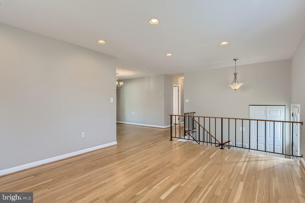6112 Moorefield Road Catonsville, MD 21228 - Photo 5 of 21 Gallery Image 5