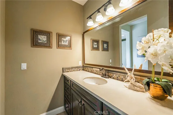 $1,025,000 | 13985 Riverglen Drive, Eastvale, CA 92880