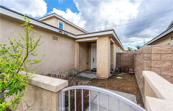 $1,025,000 | 13985 Riverglen Drive, Eastvale, CA 92880