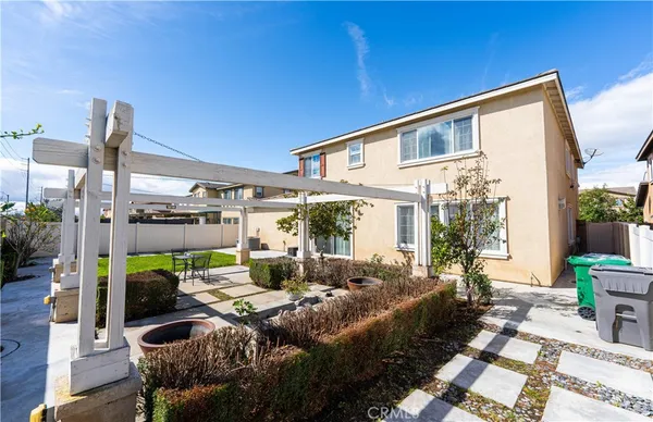 $1,025,000 | 13985 Riverglen Drive, Eastvale, CA 92880