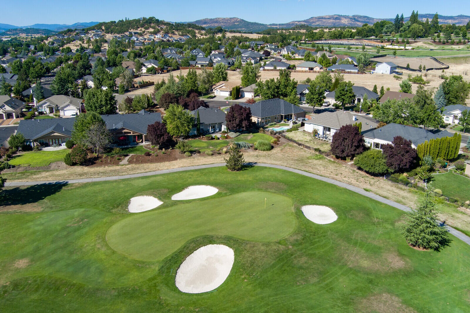 1098 Coral Ridge Eagle Point, OR 97524 - Photo 58 of 63 11_CR_11_mls