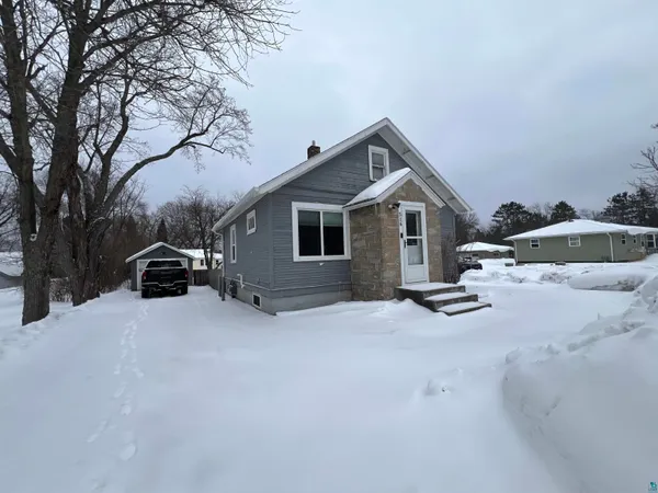 $220,000 | 516 14th Street, Cloquet, MN 55720