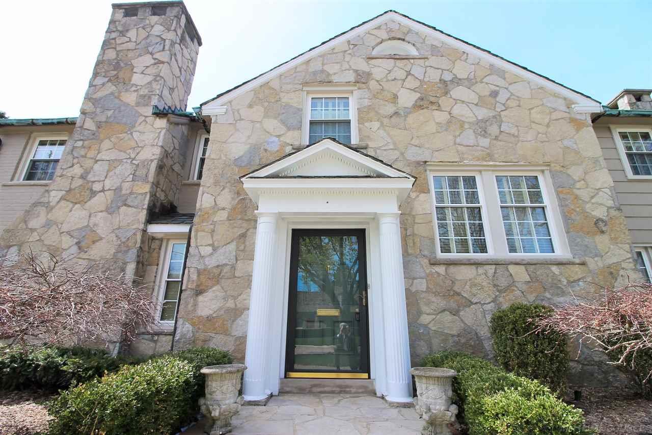 621 South Oxford Road Grosse Pointe Woods, MI 48236 - Photo 5 of 57