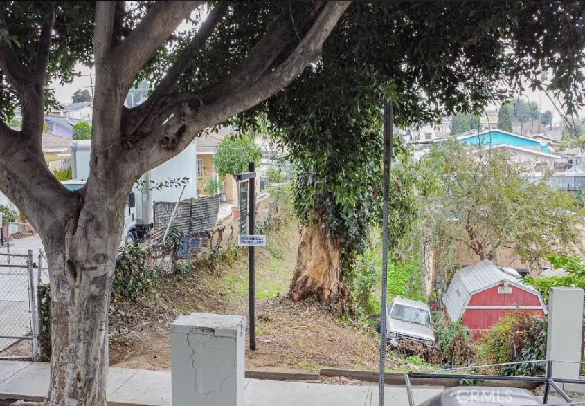 3972 1/2 Whittier Blvd