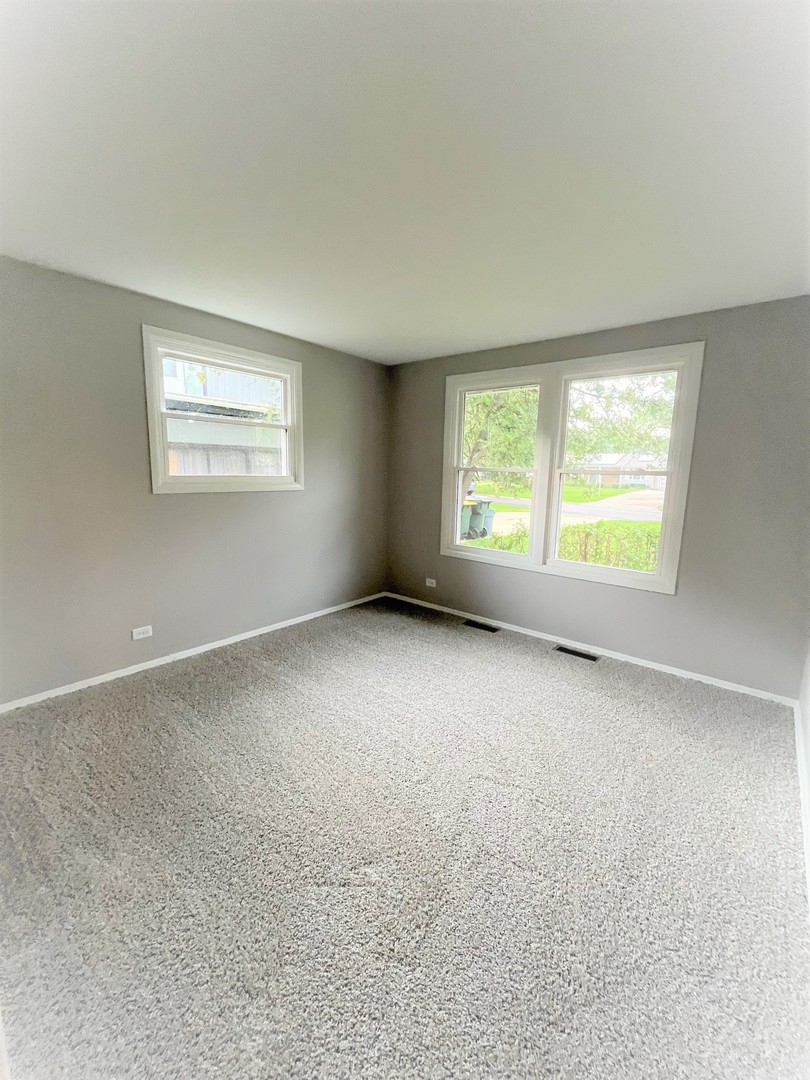 552 Cochise Place Carol Stream, IL 60188 - Photo 12 of 16