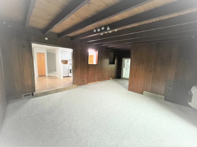 $346,500 | 552 Cochise Place, Carol Stream, IL 60188