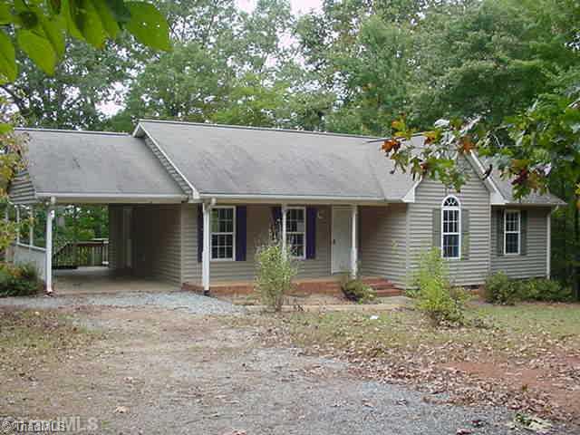 2654 Rhodes Road Lexington, NC 27292 - Photo 1 of 10 Exterior Front.