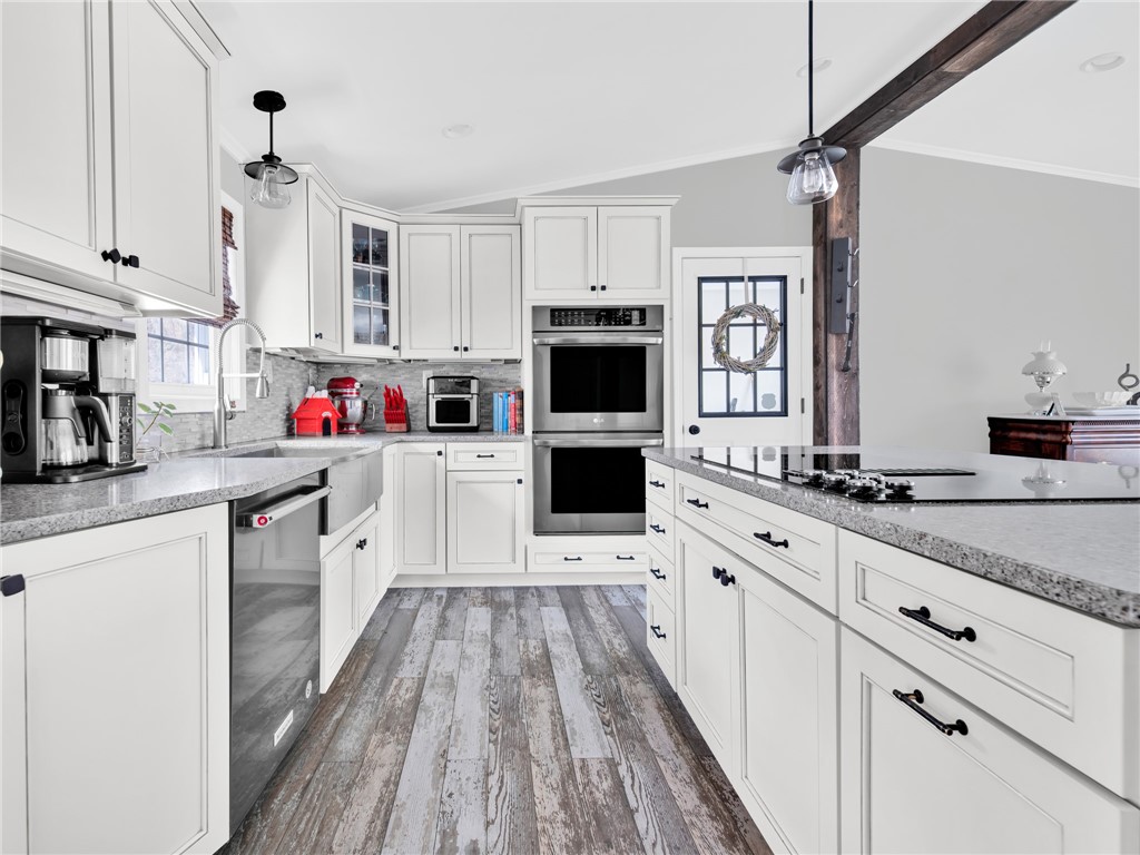 704 Hill Road Burrillville, RI 02859 - Photo 18 of 37