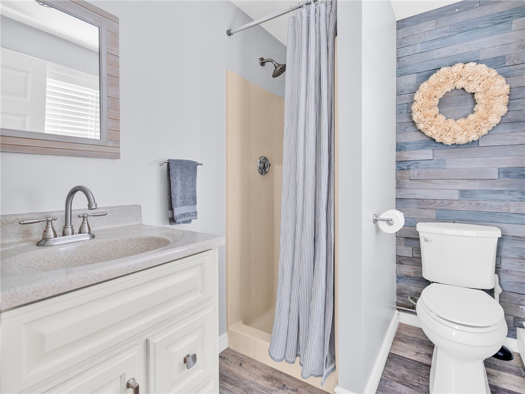 704 Hill Road Burrillville, RI 02859 - Photo 25 of 37 Primary bathroom