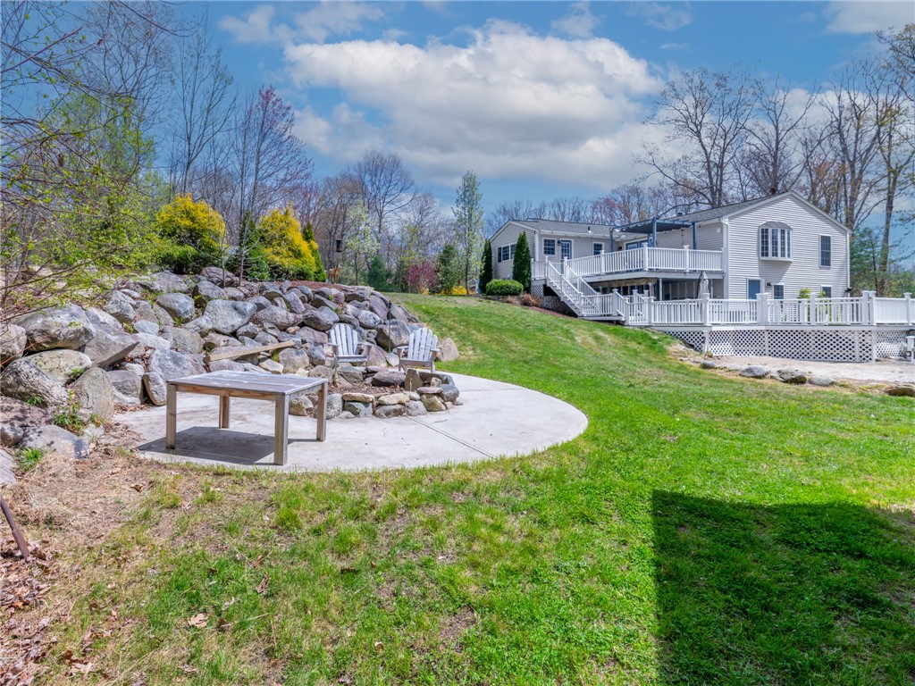 704 Hill Road Burrillville, RI 02859 - Photo 4 of 37