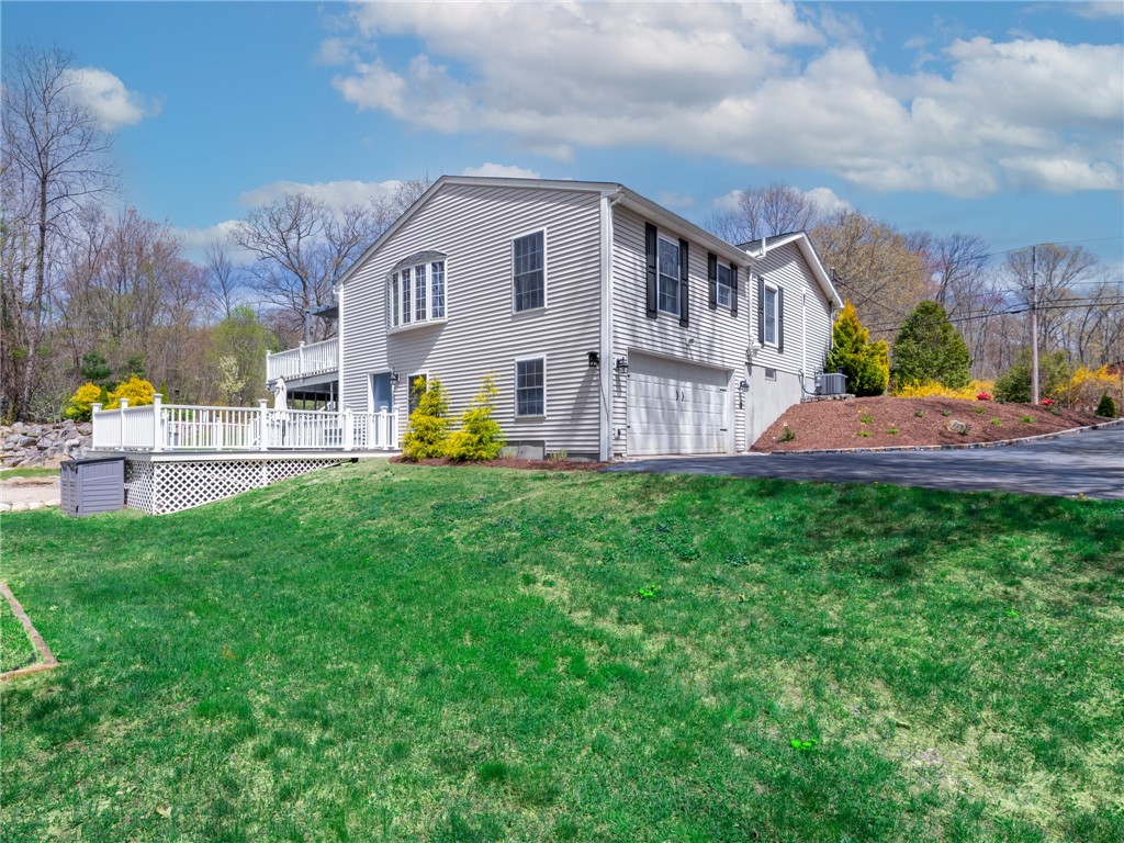 704 Hill Road Burrillville, RI 02859 - Photo 6 of 37