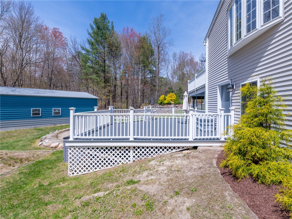 704 Hill Road Burrillville, RI 02859 - Photo 10 of 37