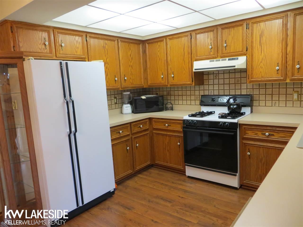 3874 Samuel Avenue Rochester Hills, MI 48309 - Photo 6 of 30