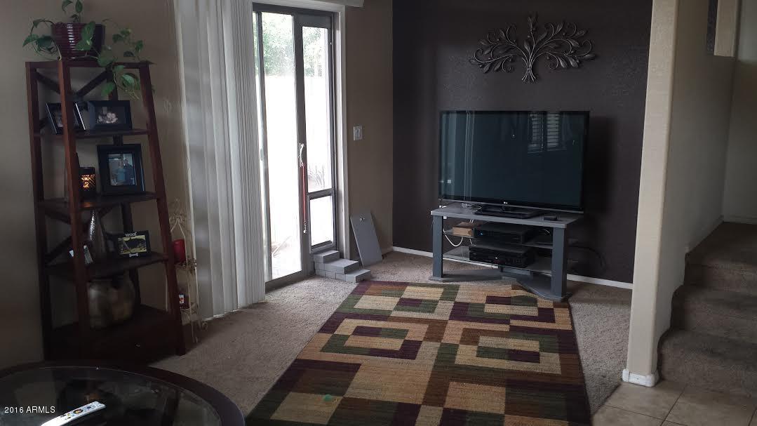 2401 East Rio Salado Parkway, Unit 1002 Tempe, AZ 85288 - Photo 16 of 25 Living Room