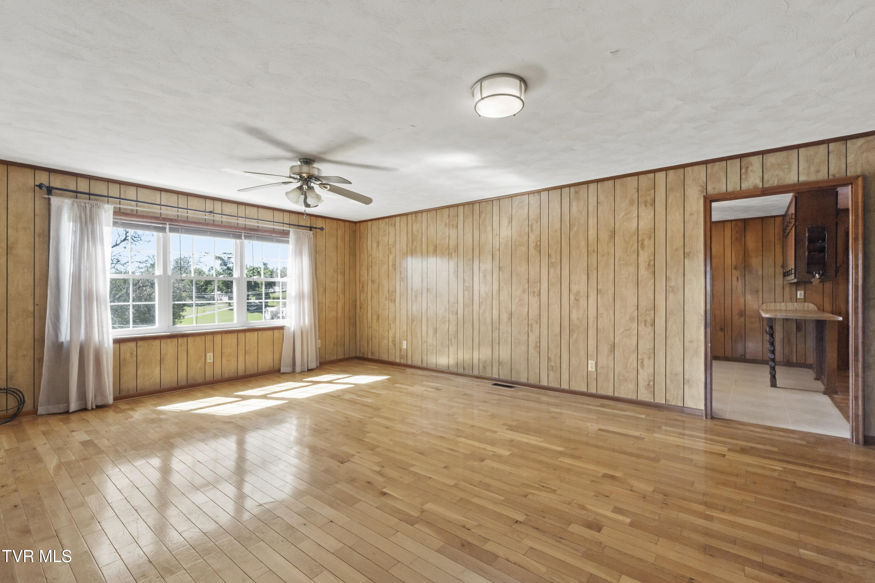 575 West Allens Bridge Road Greeneville, TN 37743 - Photo 8 of 70 DSC08946
