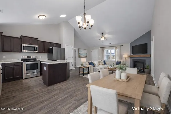 $2,600 | 111 Anderson Avenue, Holly Ridge, NC 28445