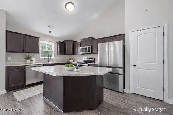 $2,600 | 111 Anderson Avenue, Holly Ridge, NC 28445