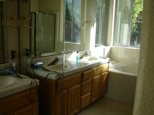 17784 Riverbend Road Salinas, CA 93908 - Photo 13 of 20 Gallery Image 13