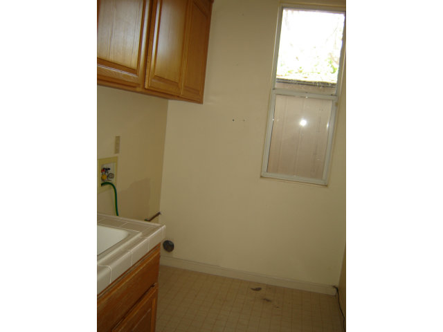 17784 Riverbend Road Salinas, CA 93908 - Photo 18 of 20 Gallery Image 18