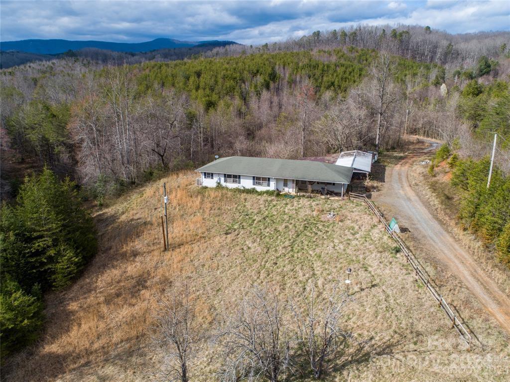 695 Luffman Road Dobson, NC 27017 - Photo 8 of 20 Gallery Image 8