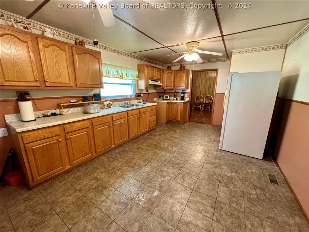 573 Church Hill Road Seth, WV 25181 - Photo 5 of 32 Gallery Image 5
