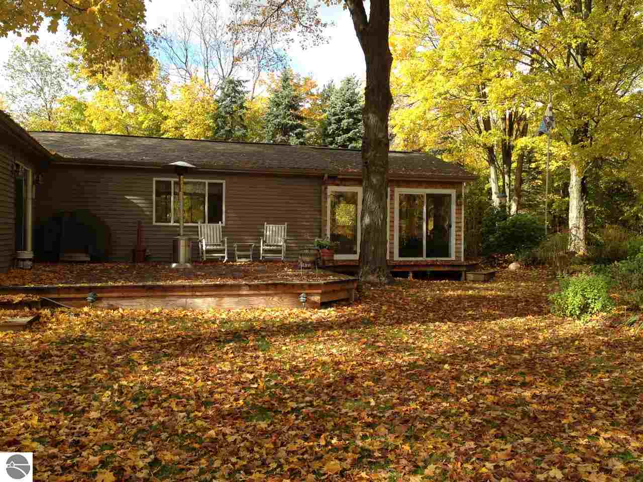 19268 Cedar Run Road Traverse City, MI 49684 - Photo 7 of 43 1777784-6.JPG