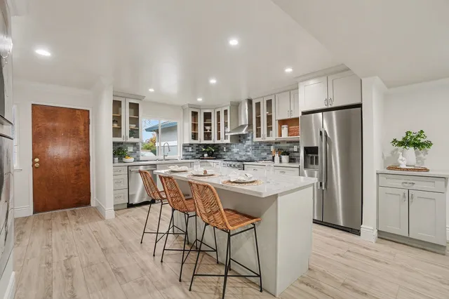 $898,000 | 674 St Ives Court, Walnut Creek, CA 94598